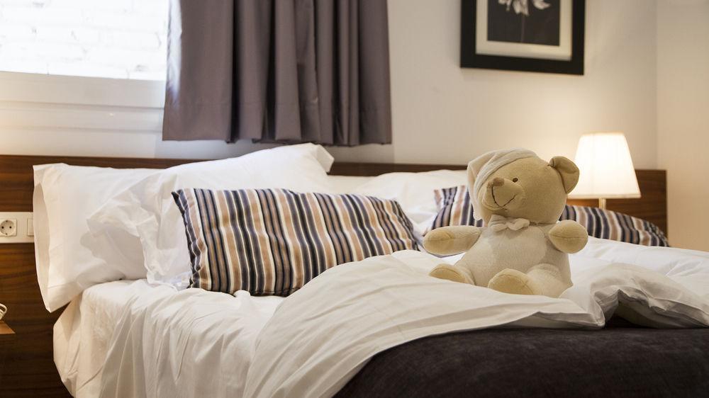 Weflating Gracia Apartment Barcelona Ngoại thất bức ảnh