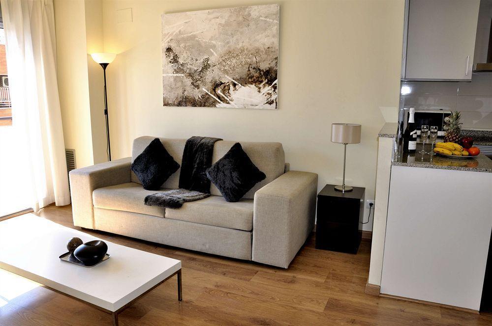 Weflating Gracia Apartment Barcelona Ngoại thất bức ảnh