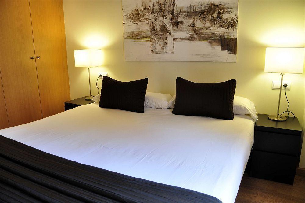Weflating Gracia Apartment Barcelona Ngoại thất bức ảnh